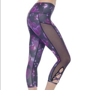 Dark Bloom Active Pointe Legging